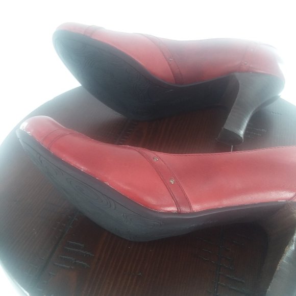 Kenneth Cole Reaction Red Leather Pump Size 8.5M - Picture 5 of 6